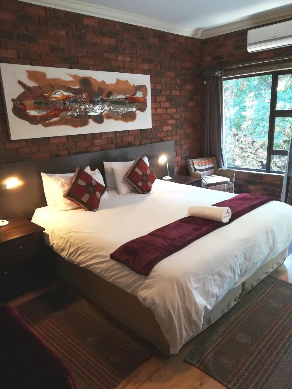 博克斯堡 24昂弗瑞3星旅馆酒店 外观 照片